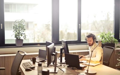 5 simple reasons to change your phone system to VoIP